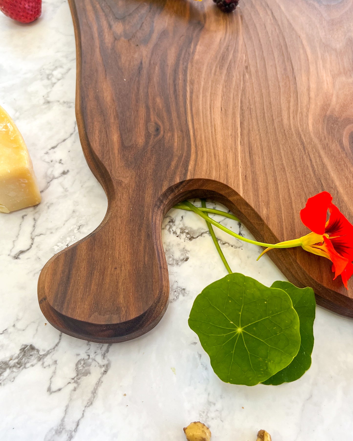 Daphne Nosh Board
