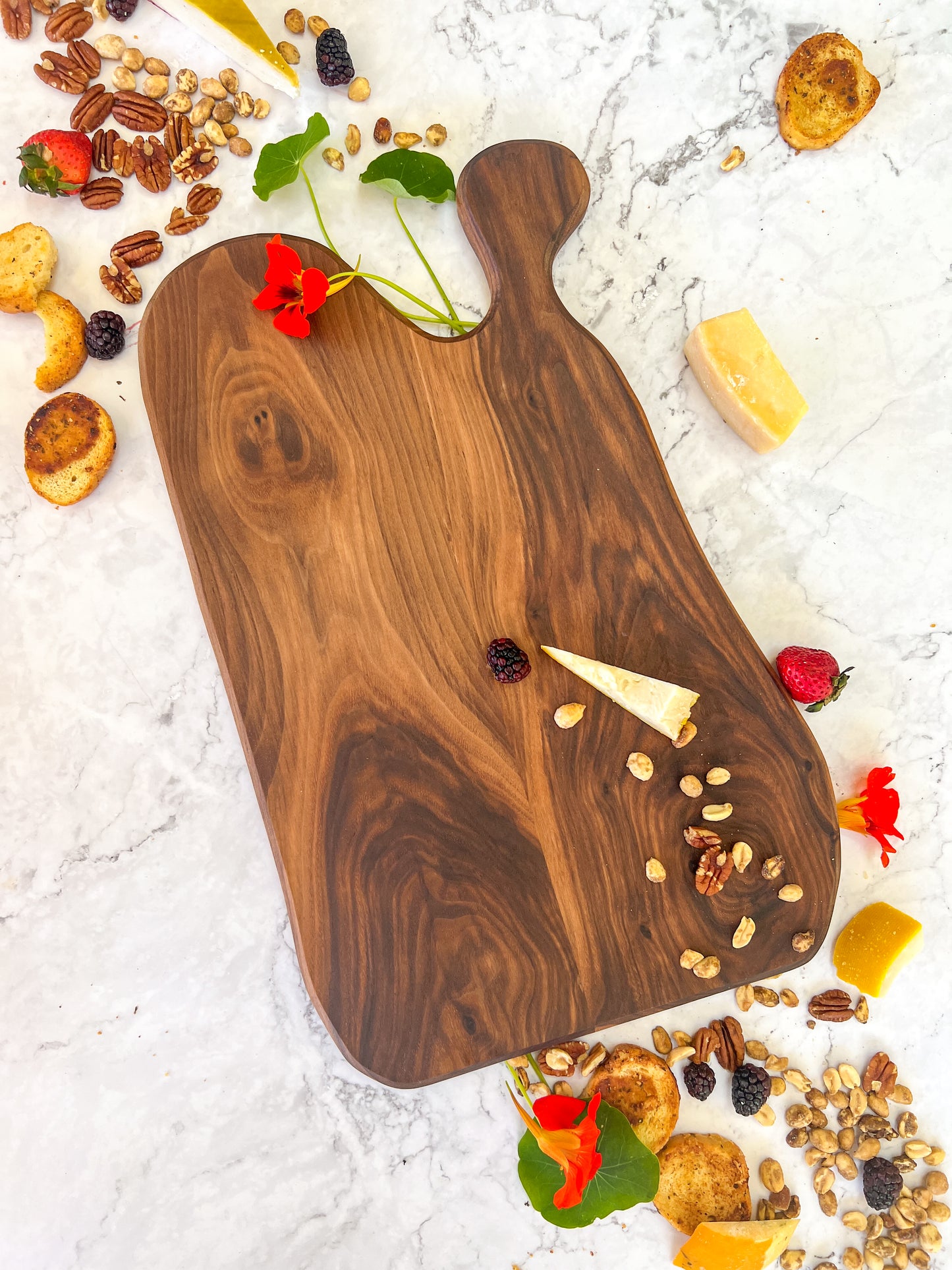 Daphne Nosh Board